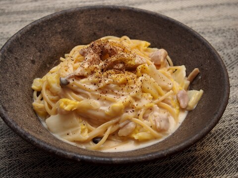 クラシコチーズソースで白菜とチキンのクリームパスタ